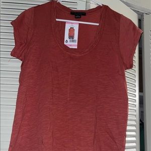 Amber Scoop Tee womens